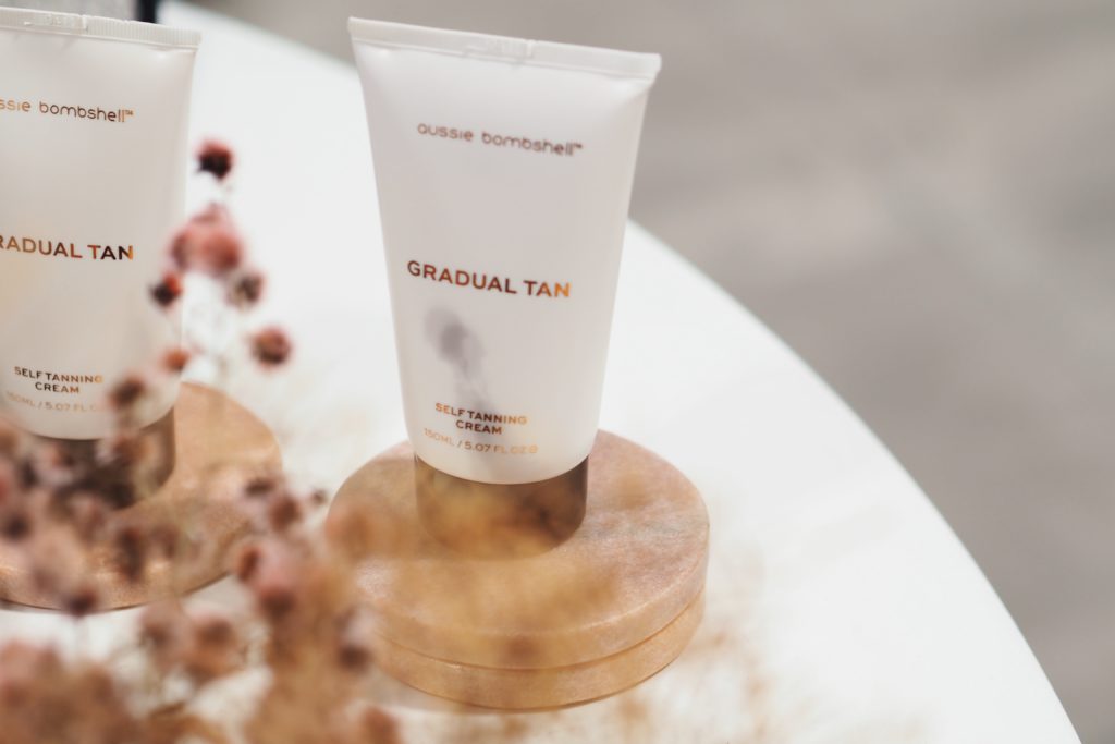 Image of the Aussie Bombshell Gradual Tan Cream